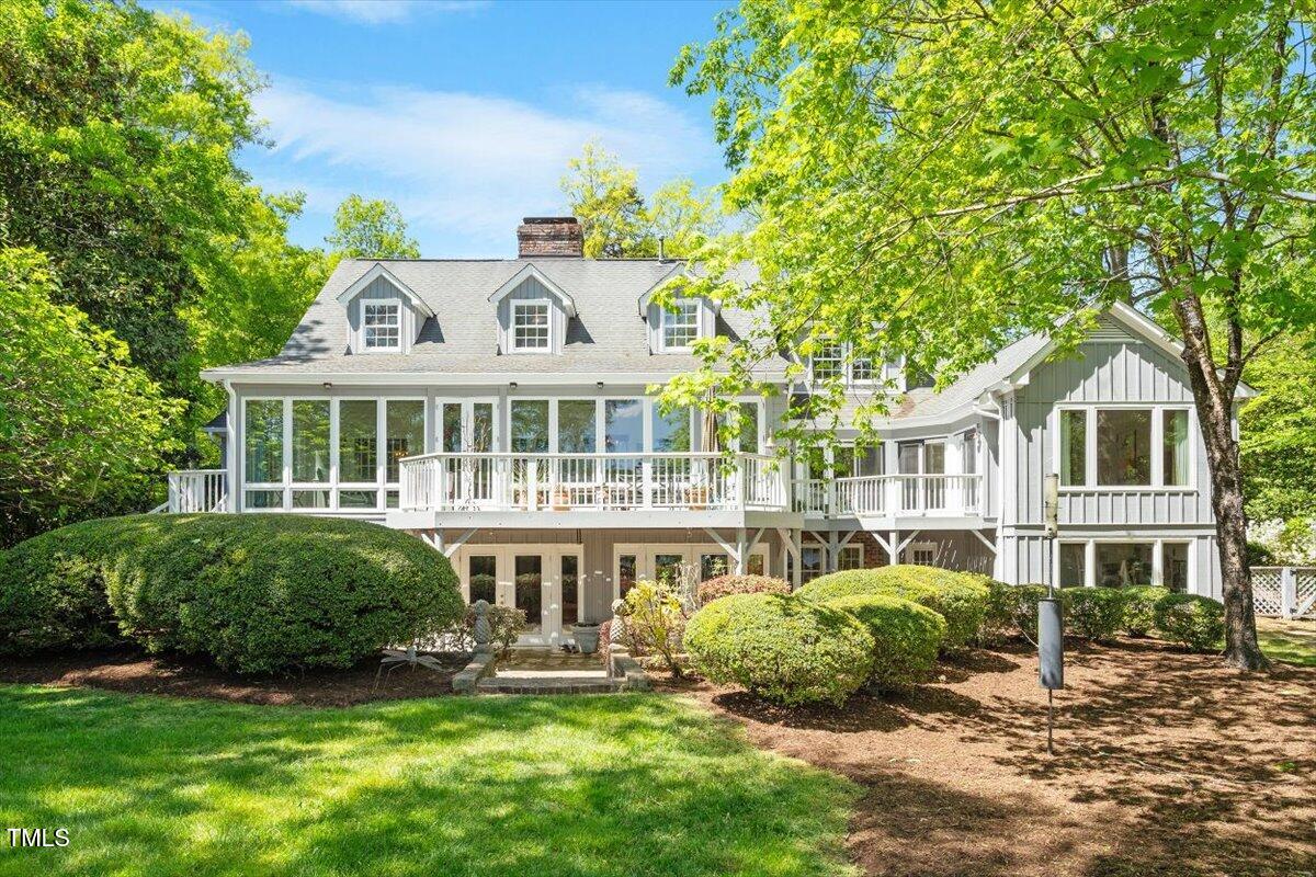 2140 N Lakeshore Drive