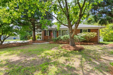 209 N Occoneechee Street Hillsborough NC 27278