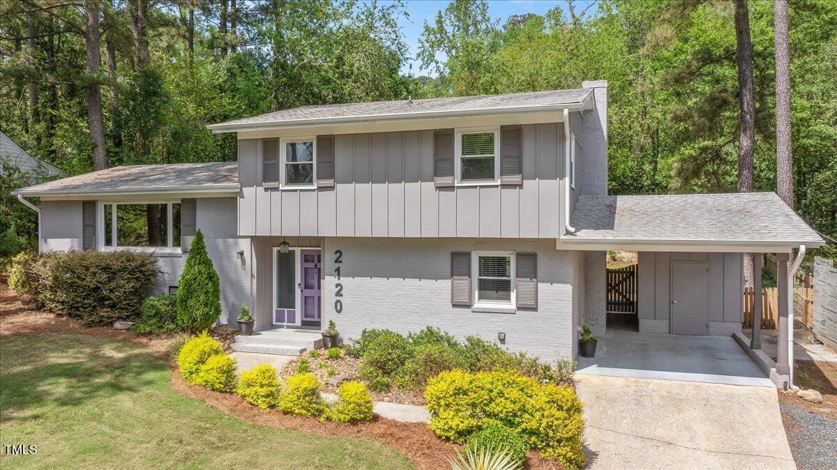 2120 Hillock Drive