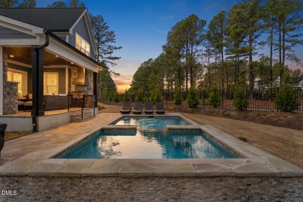 512 Colvard Woods Way