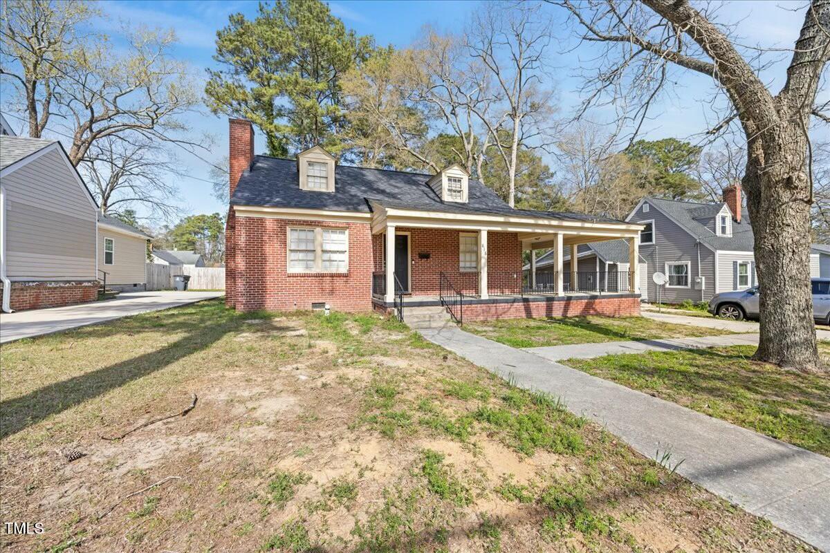 818 Eastern Avenue