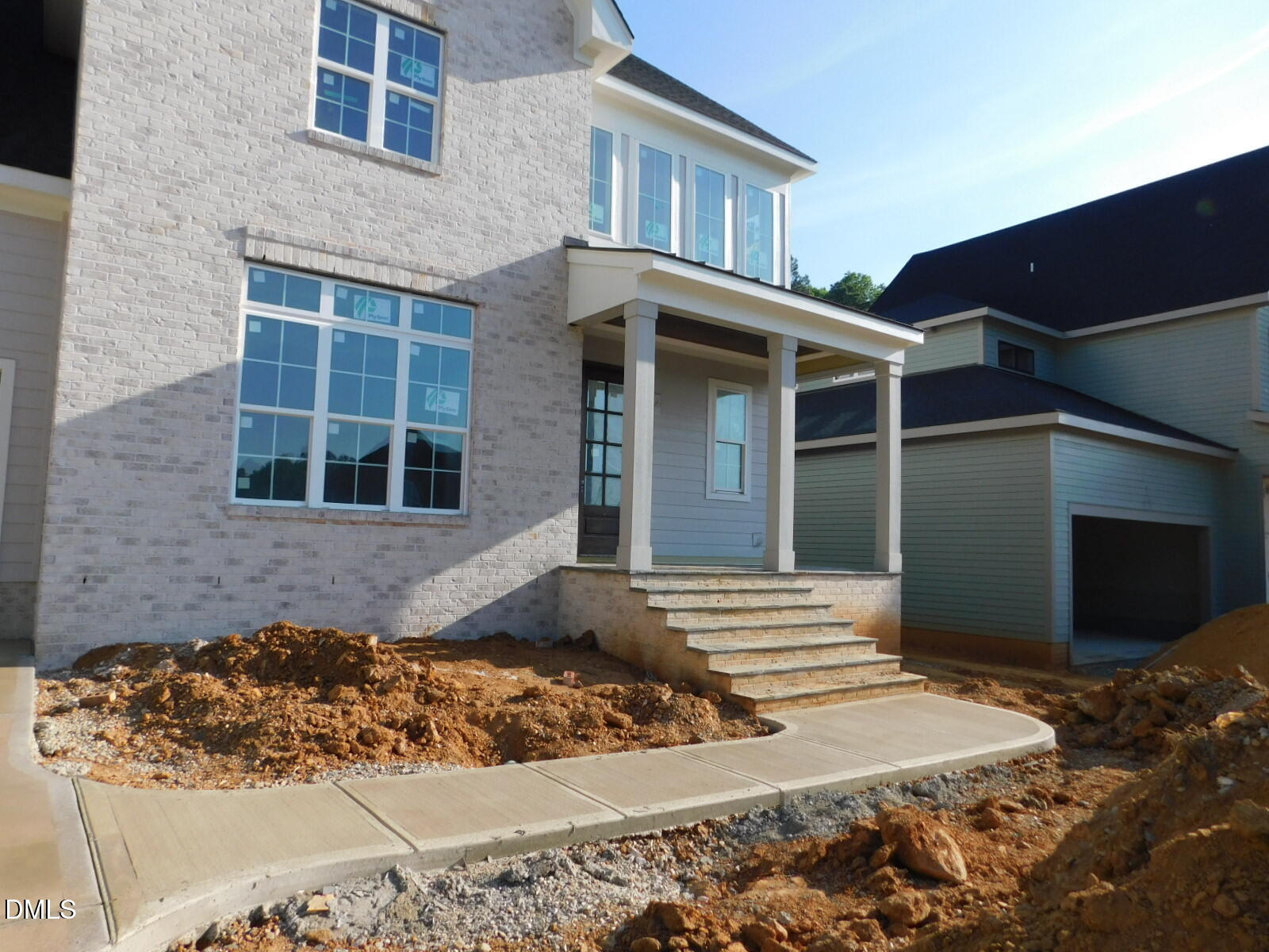 142 Autumn Gate Street