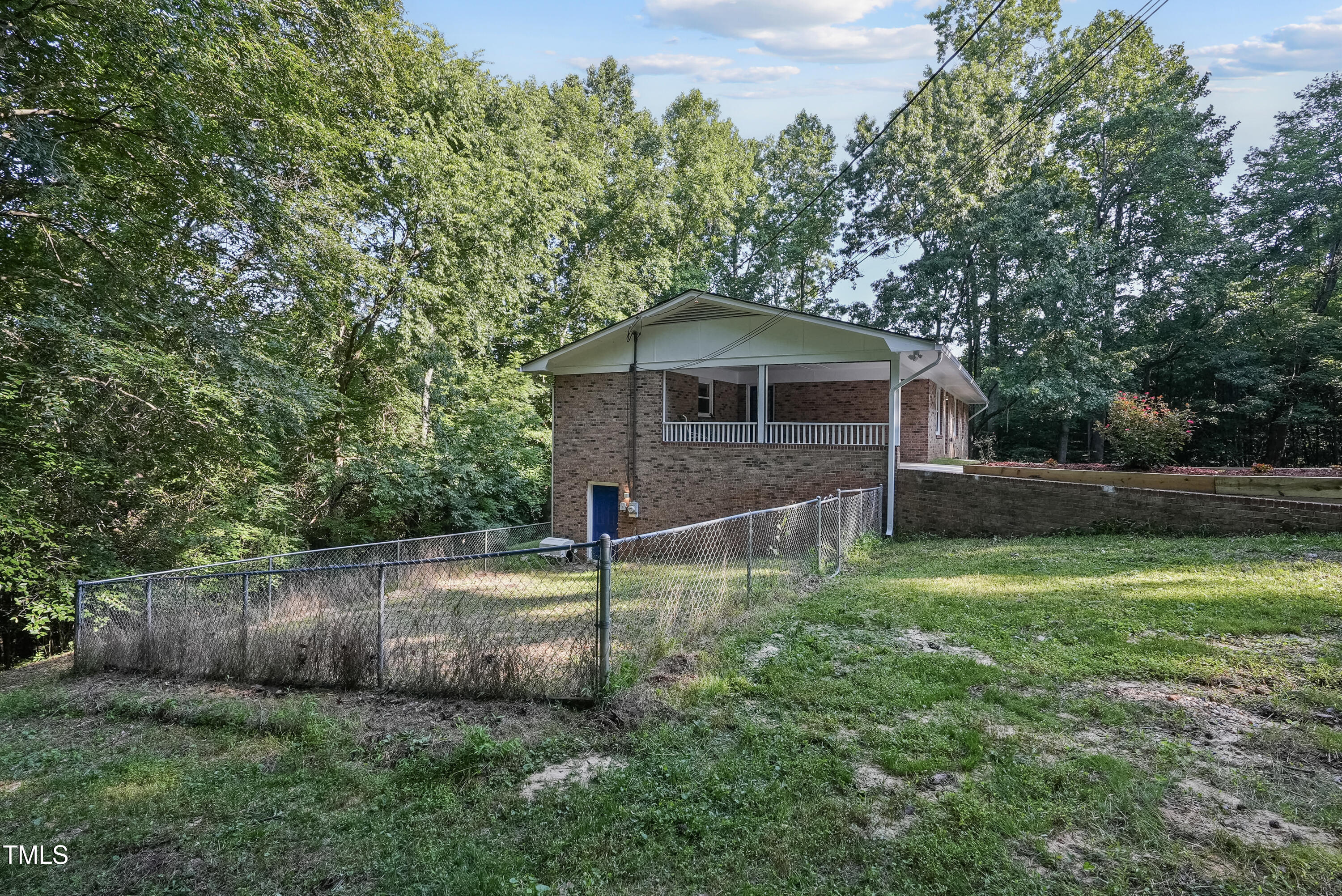 3863 Avents Ferry Road