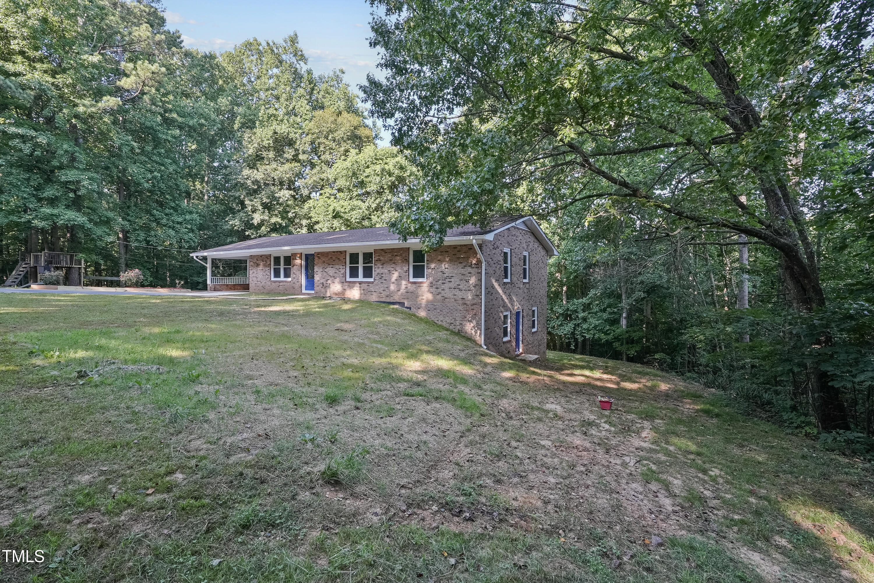 3863 Avents Ferry Road