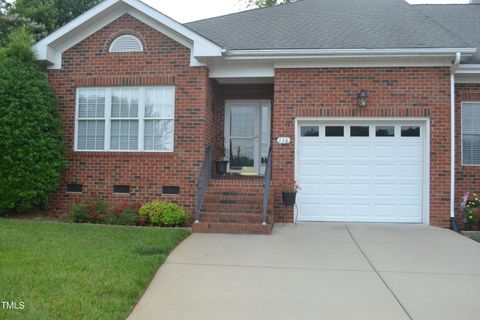 Townhouse in Siler City NC 116 Olde Manor Court.jpg