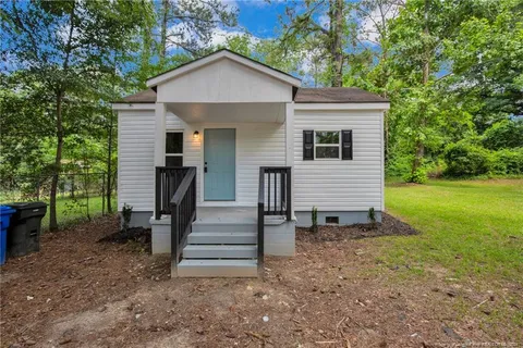 MLS: LP726061