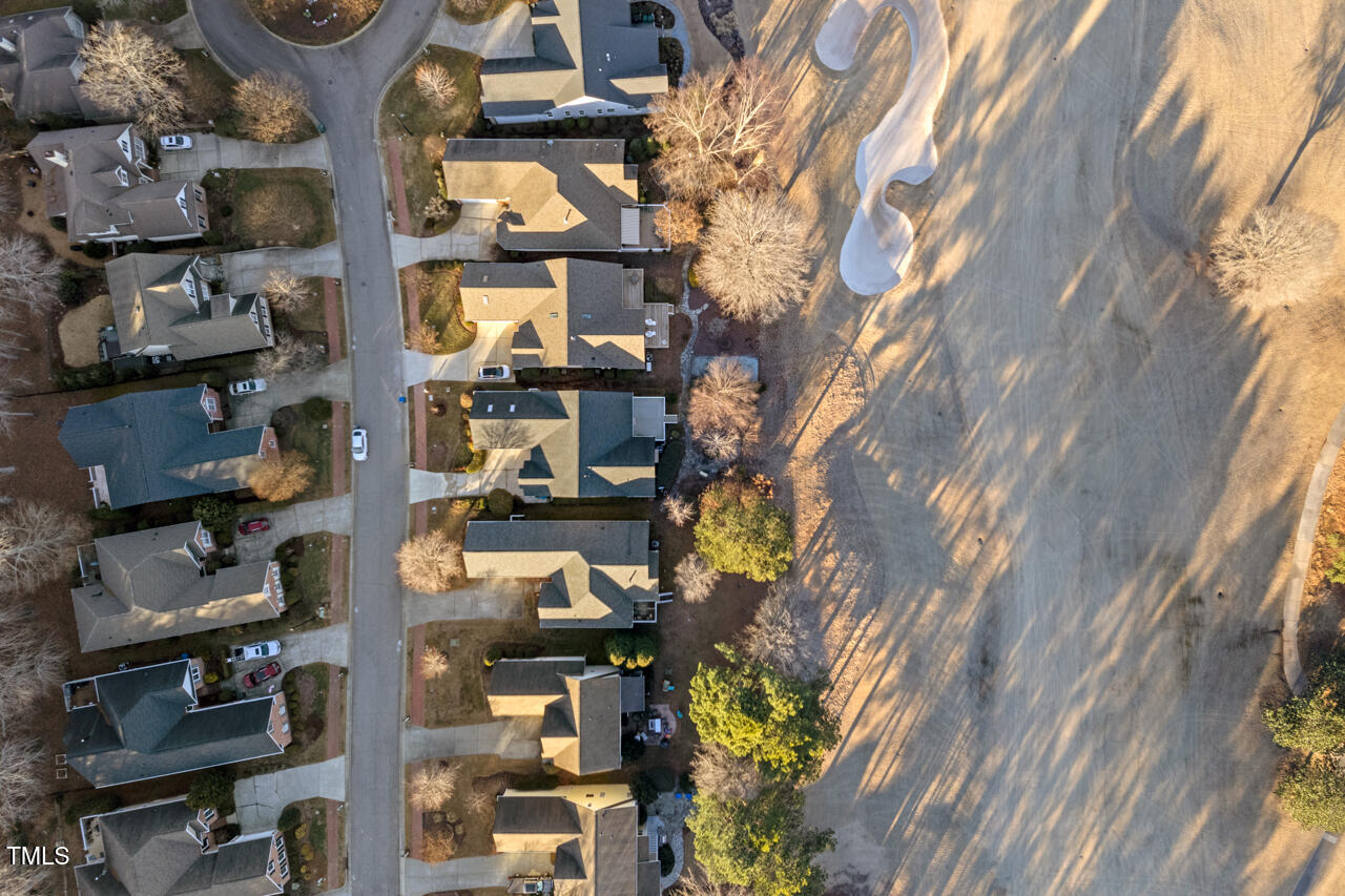 Durham, North Carolina 27712, United States, 3 Bedrooms Bedrooms, ,3 BathroomsBathrooms,Residential,Pending,12797