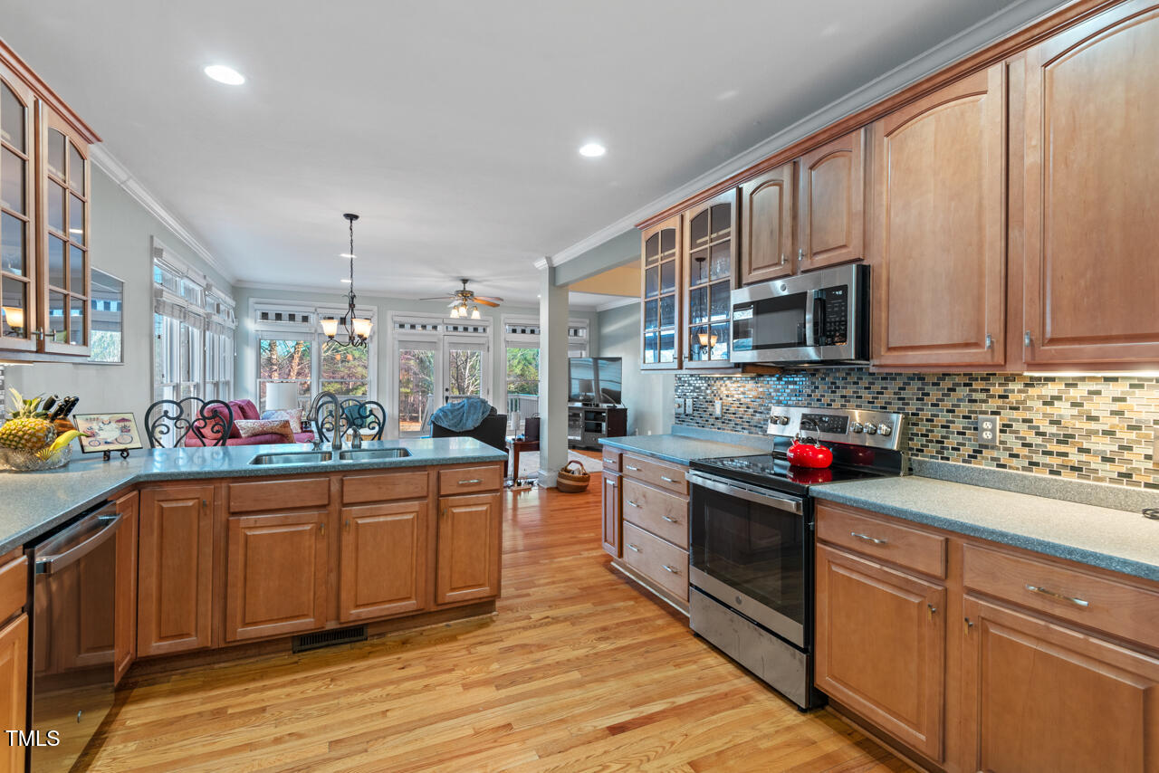 Durham, North Carolina 27712, United States, 3 Bedrooms Bedrooms, ,3 BathroomsBathrooms,Residential,Pending,12797