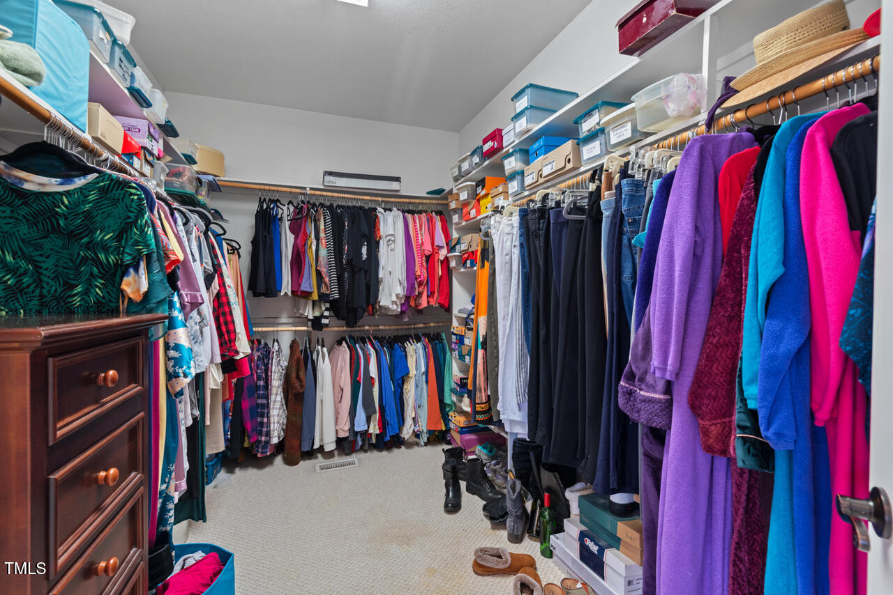 Durham, North Carolina 27712, United States, 3 Bedrooms Bedrooms, ,3 BathroomsBathrooms,Residential,Pending,12797