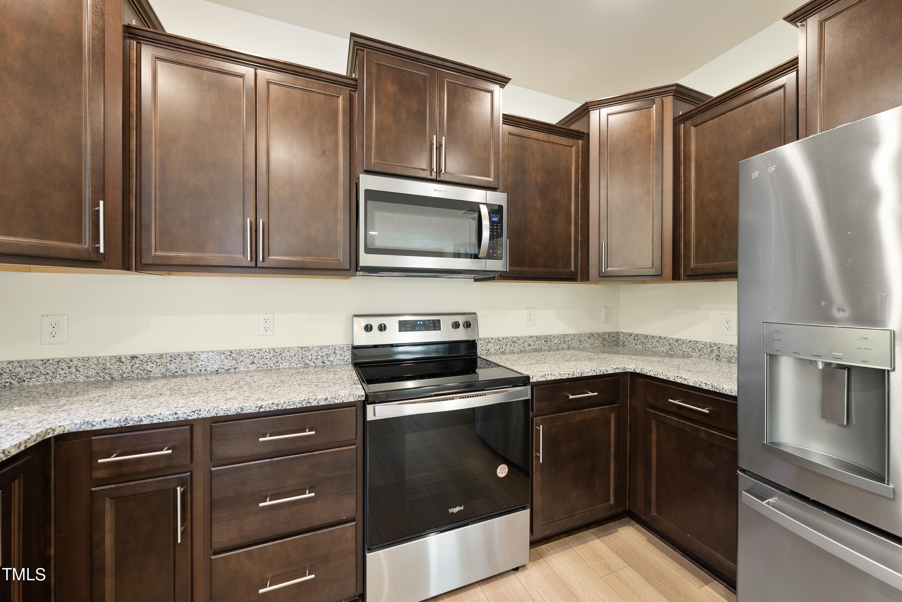 Zebulon, North Carolina 27597, United States, 3 Bedrooms Bedrooms, ,3 BathroomsBathrooms,Residential,Pending,38433