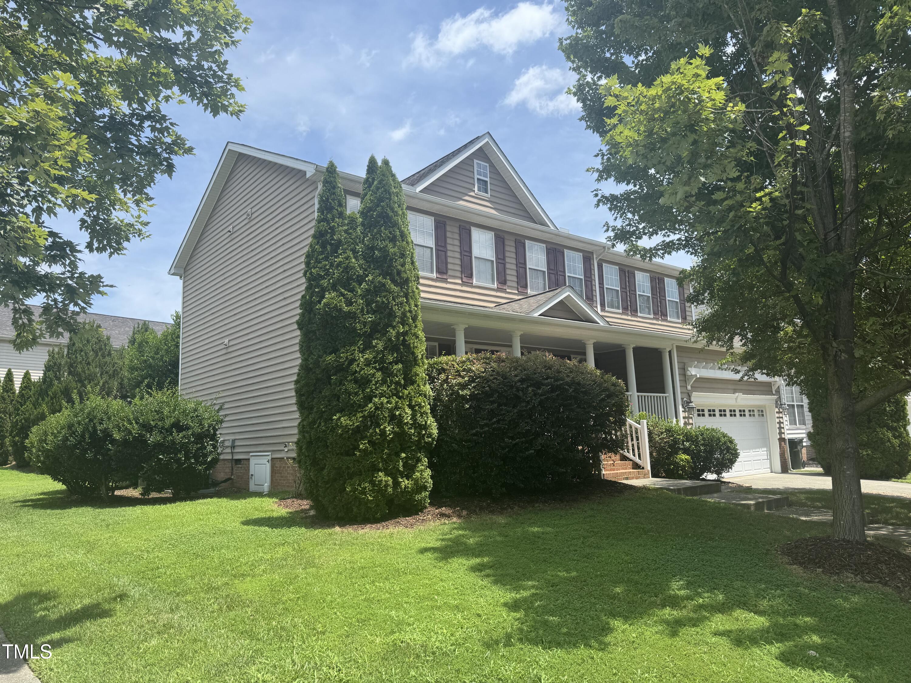 2201 Wide River Drive