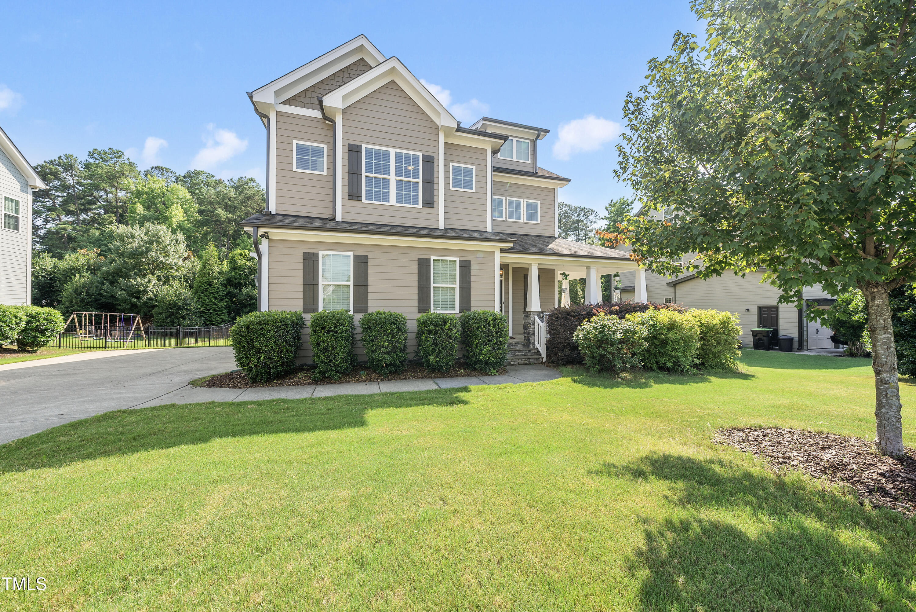 1123 Ambrose Drive