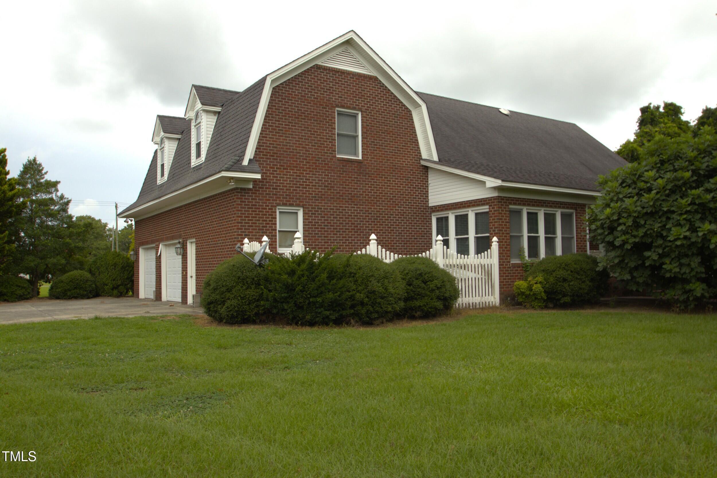 1526 Jonesboro Road