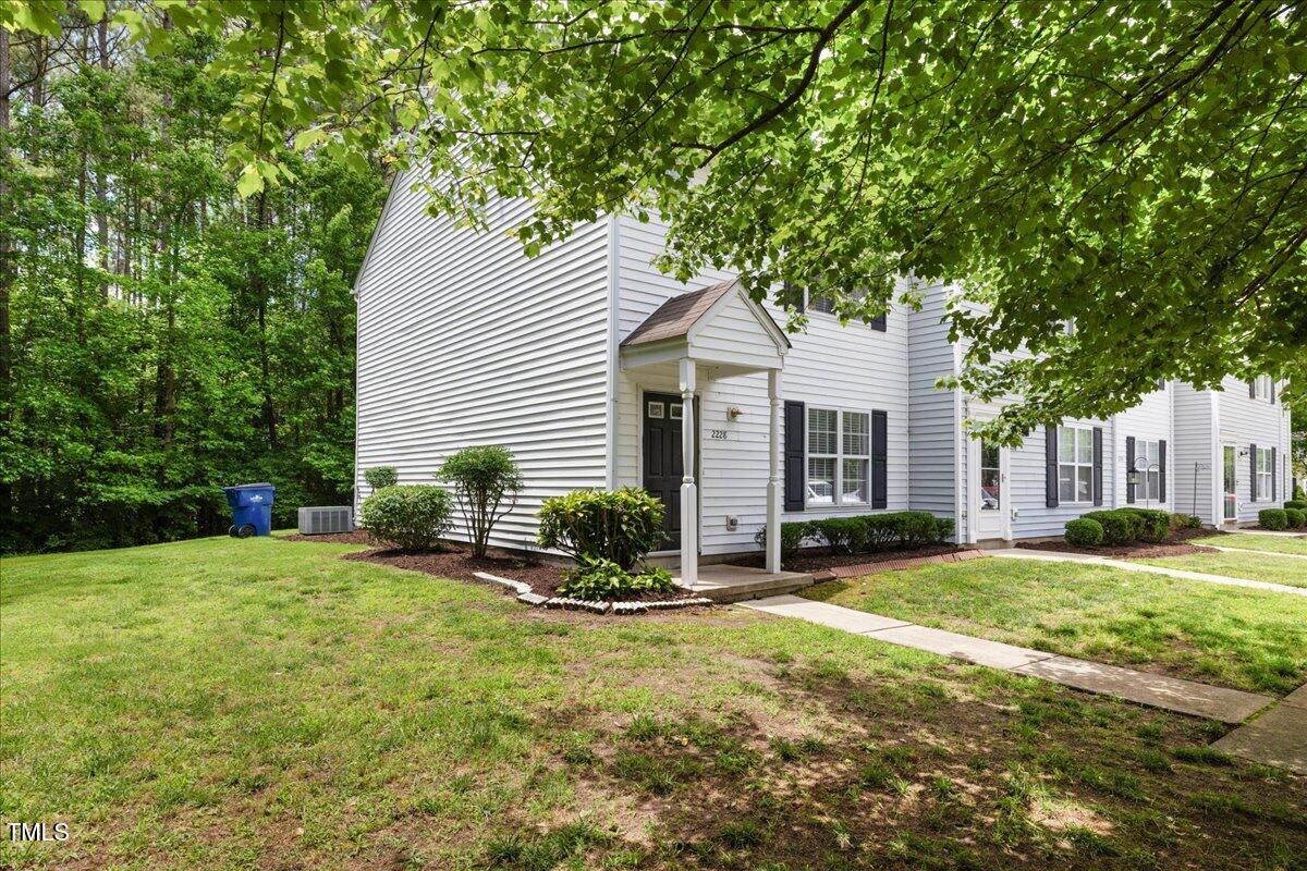 2228 Walnut Ridge Court
