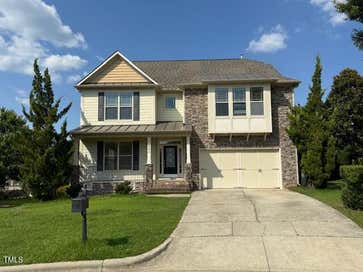 804 Greystone Crest Way Cary NC 27519