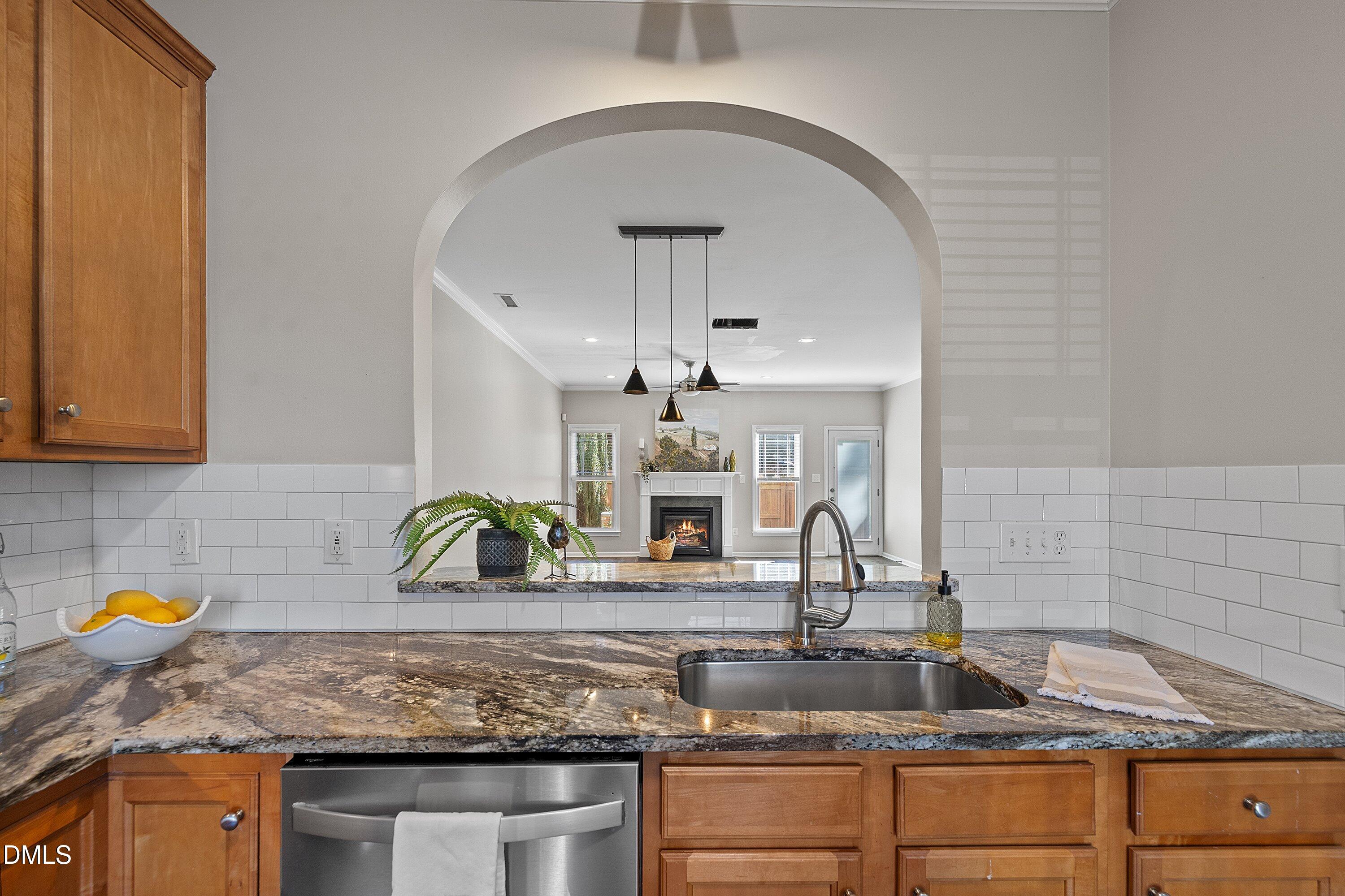 1052 Mica Lamp Court