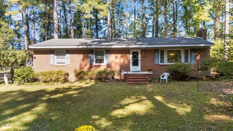 717 Lakeside Drive Sanford NC 27330