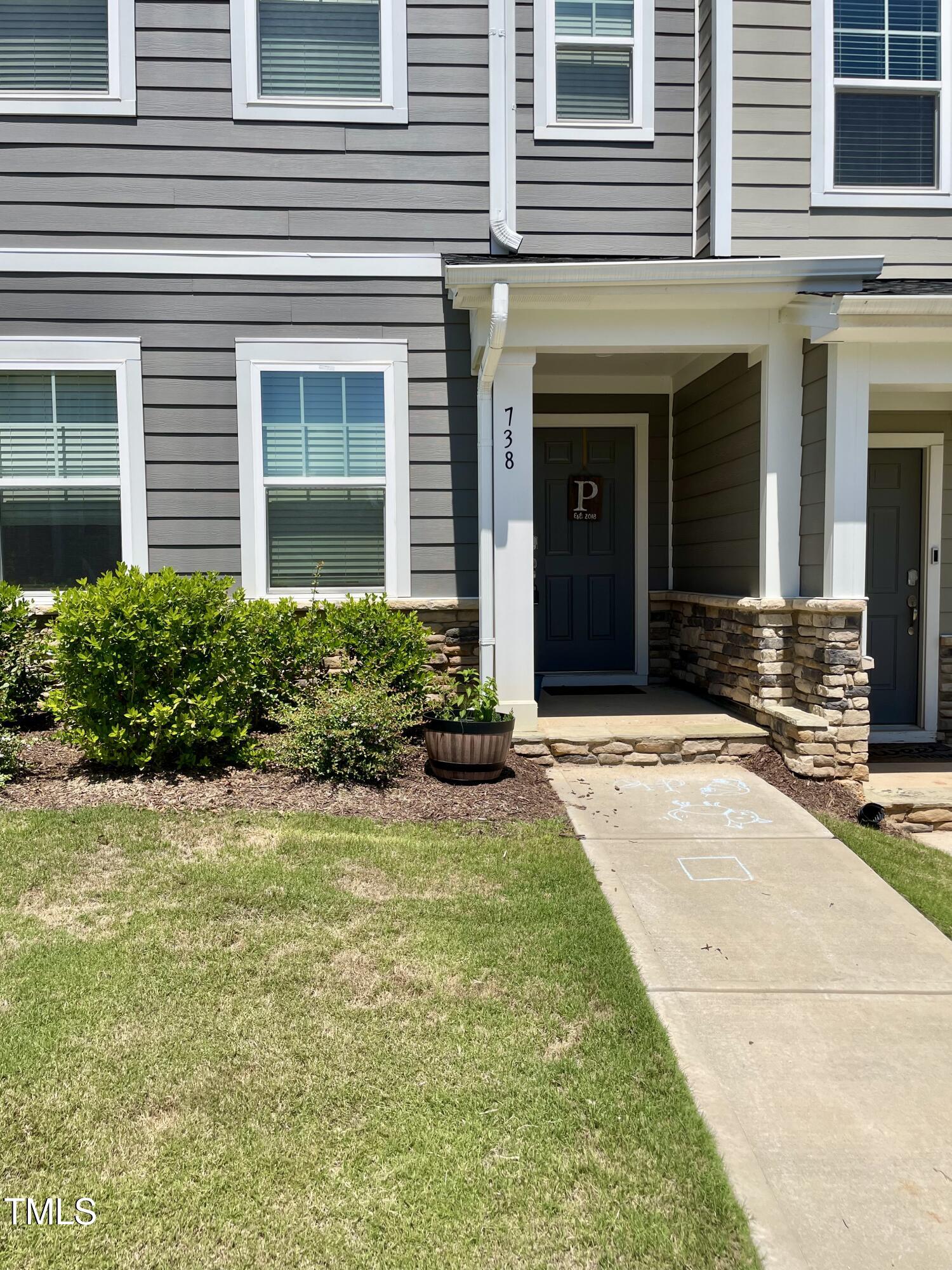 738 Cormiche Lane