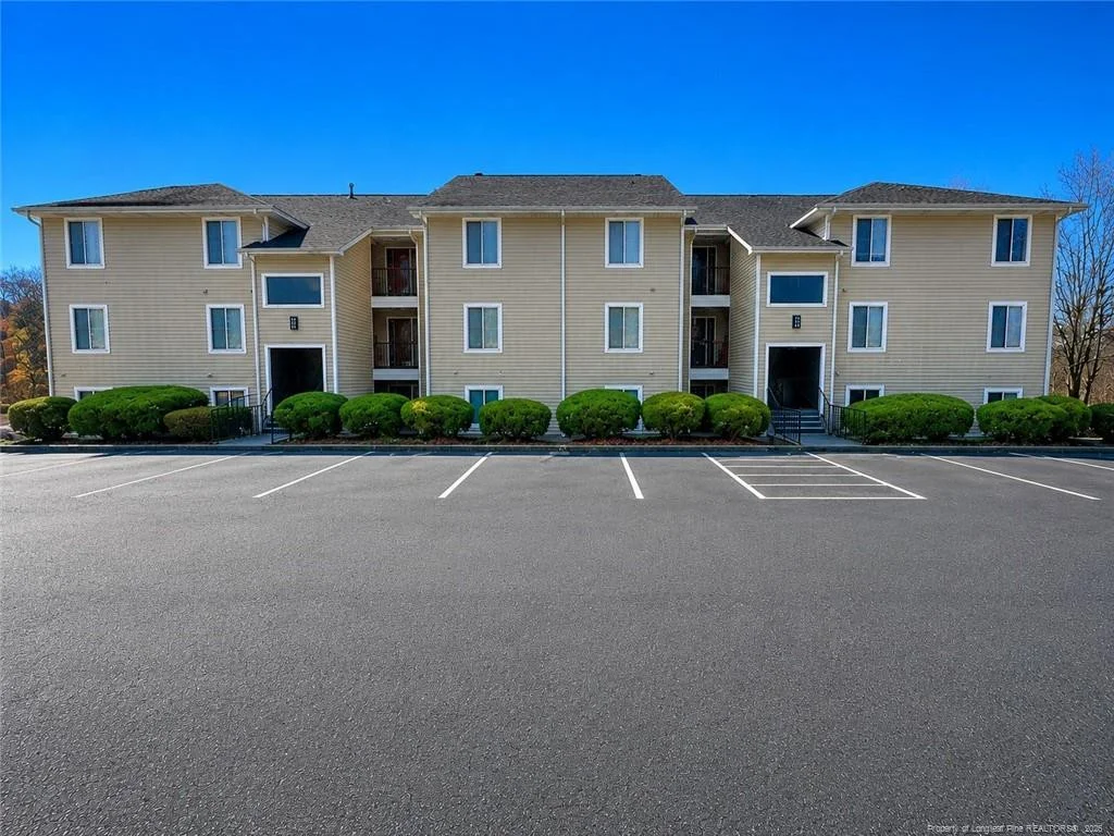 3374 Galleria Drive Unit 3