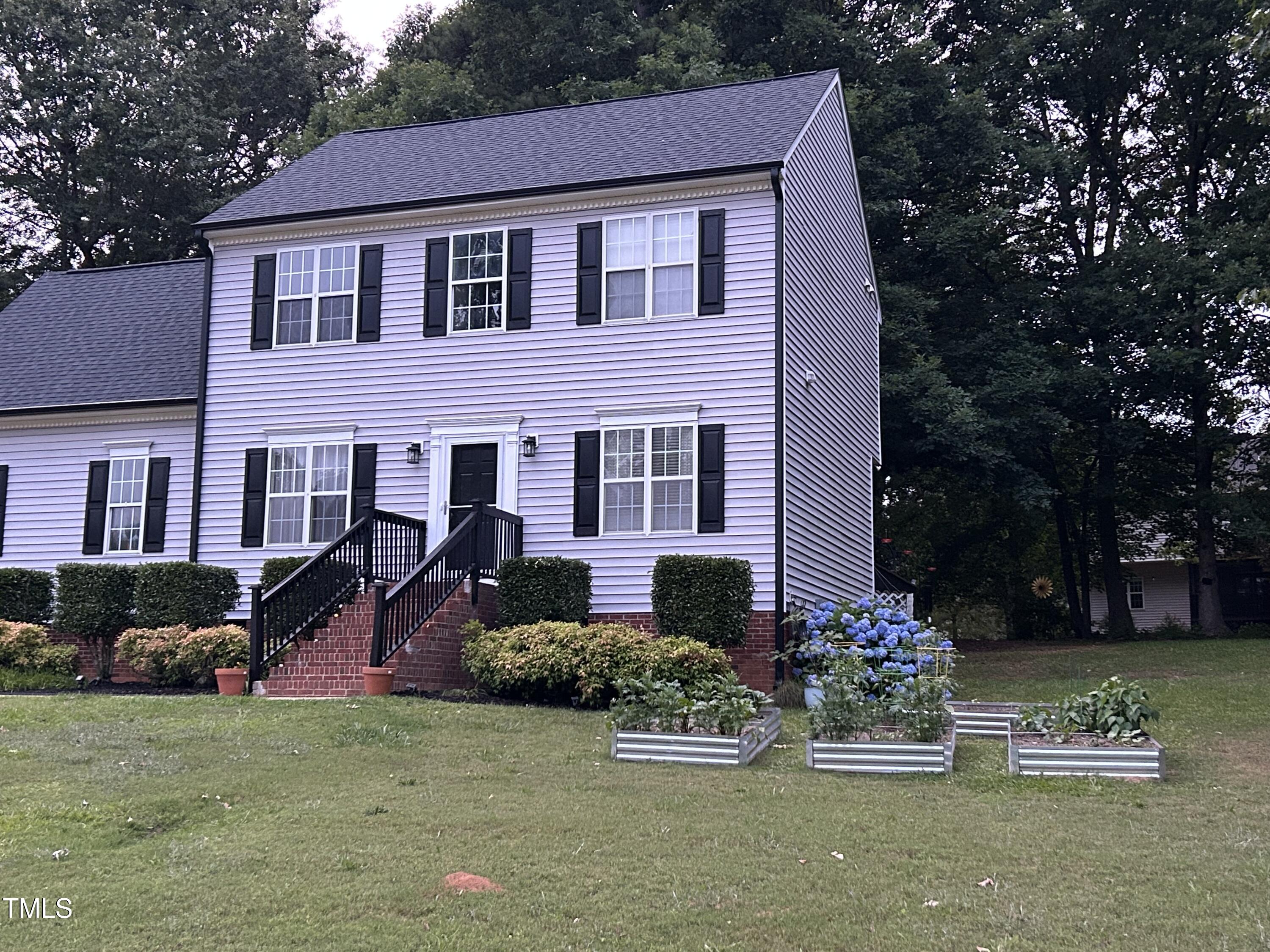 120 Feezor Court