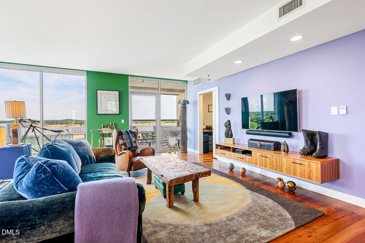 601 W Rosemary Street Unit 804