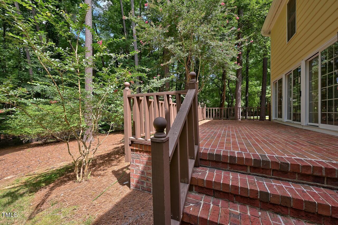 4 Foxridge Road