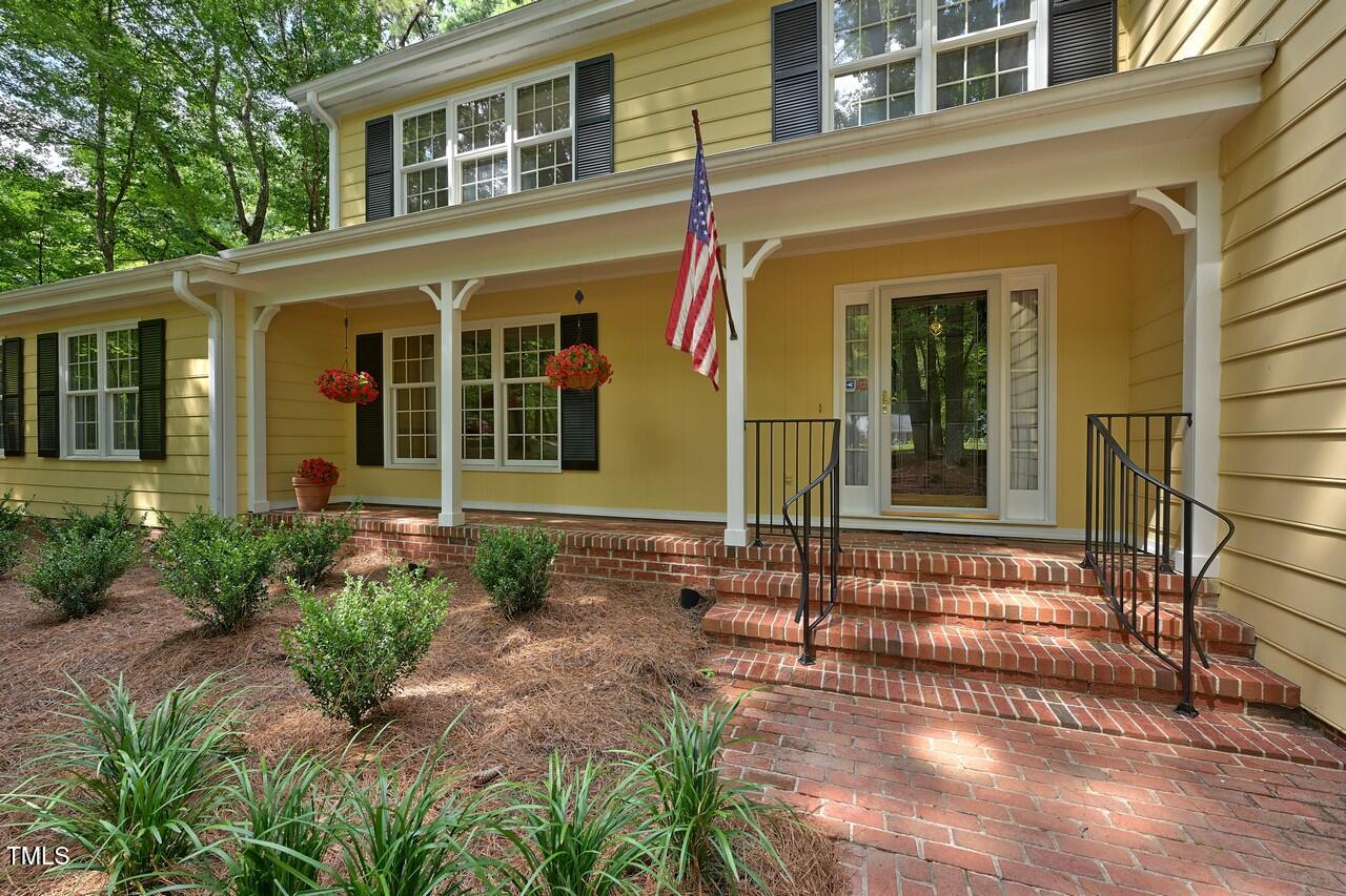 4 Foxridge Road