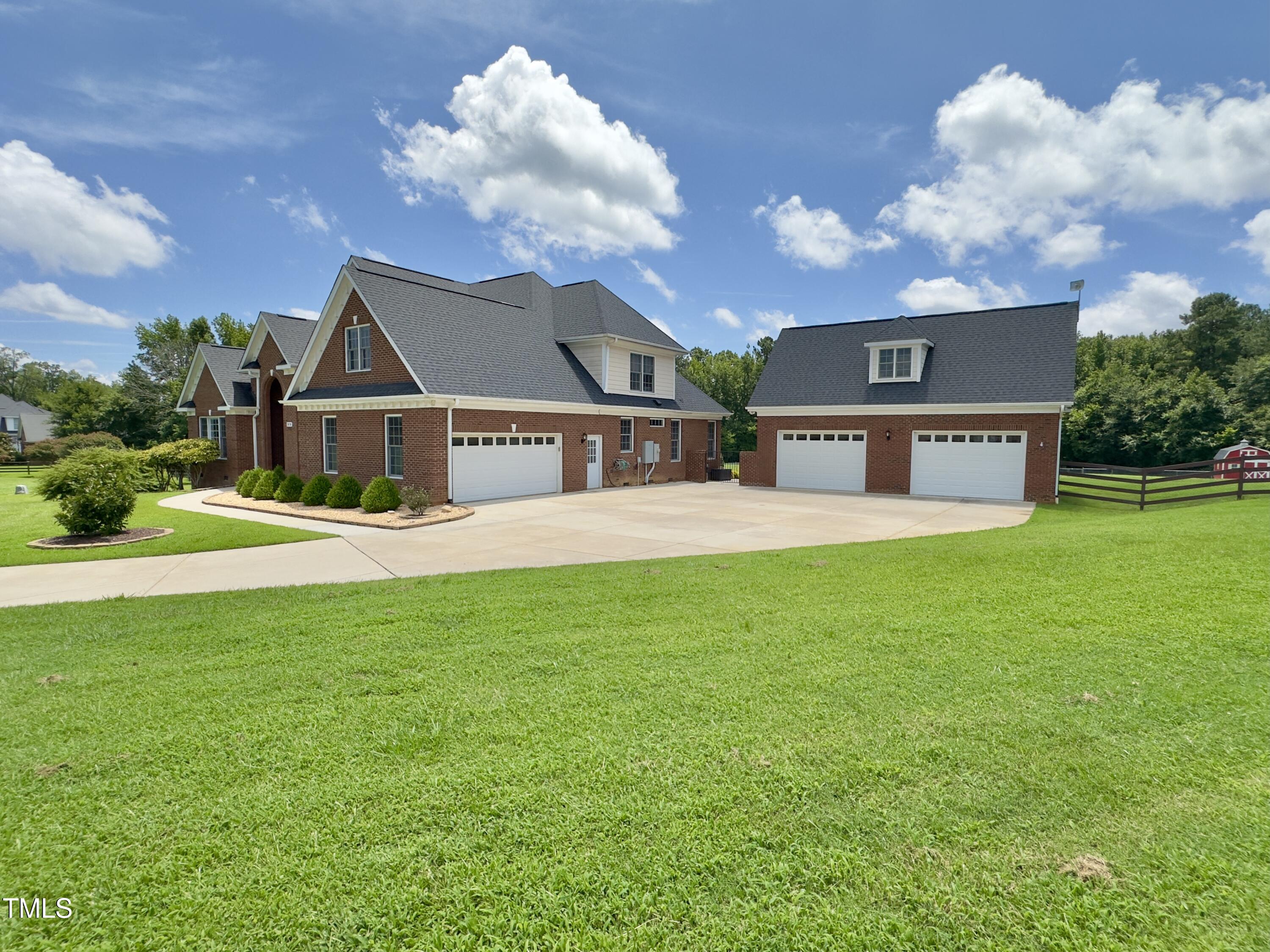 1919 Phelps Road