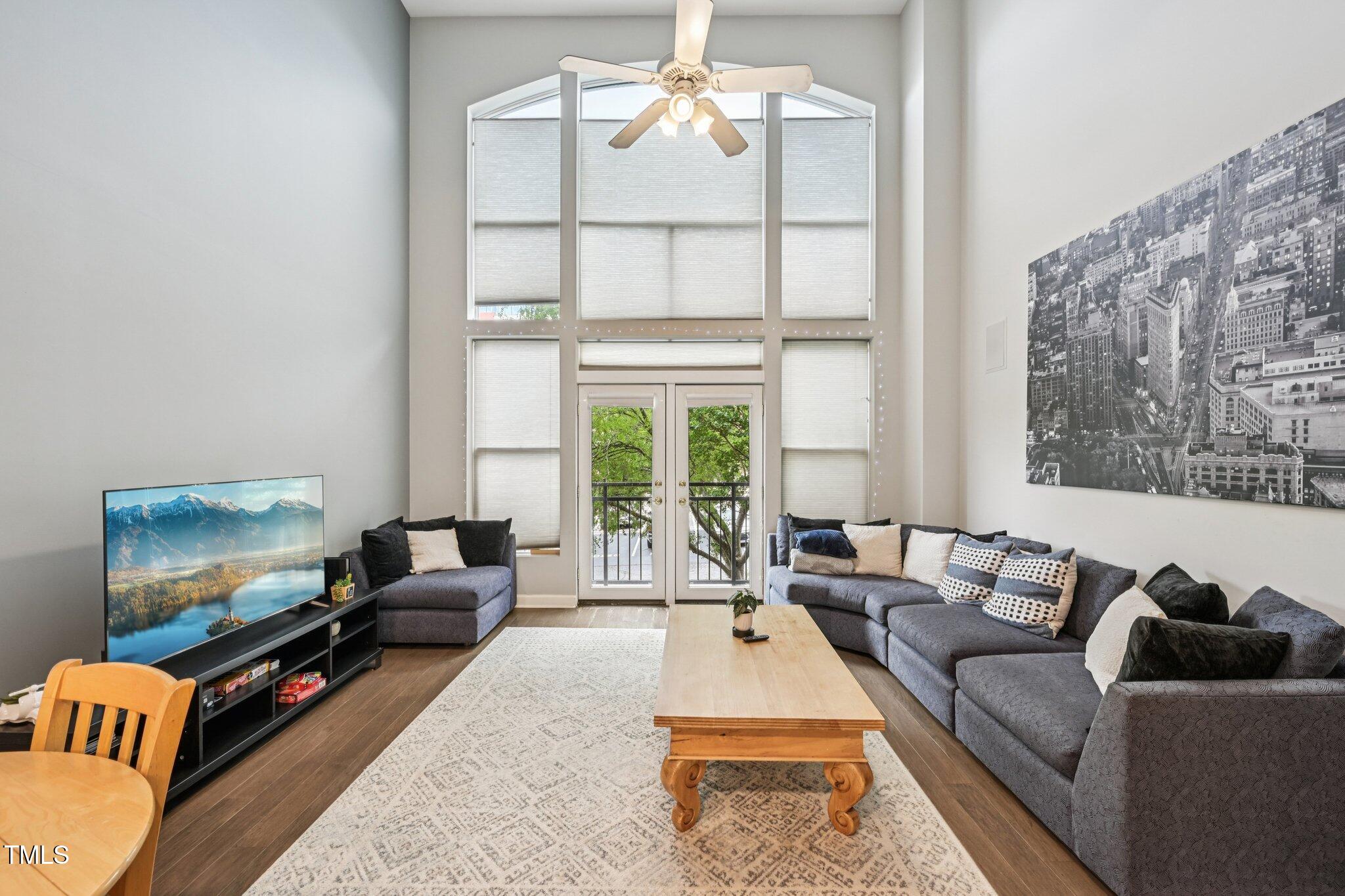 200 S Dawson Street 114