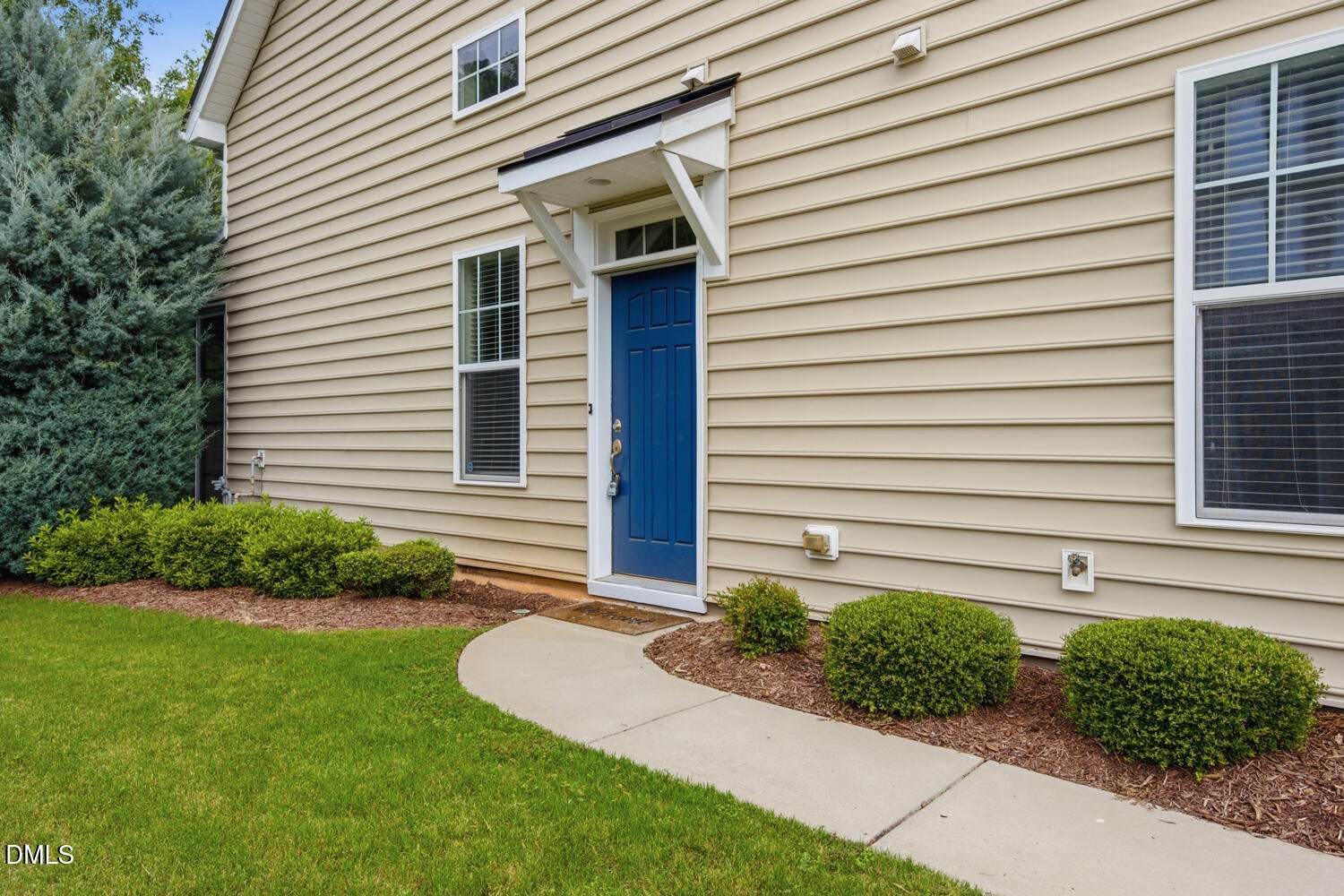 323 Acorn Hollow Place