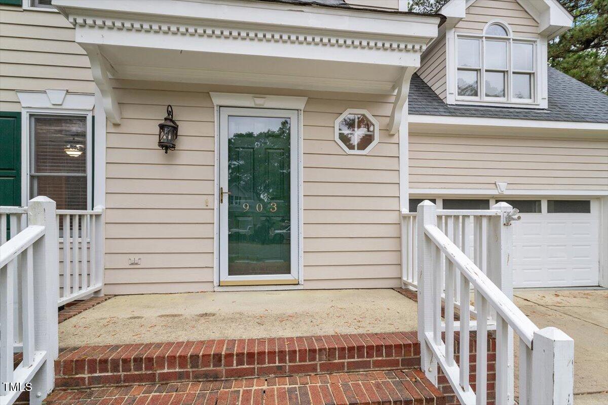 903 Norood Lane