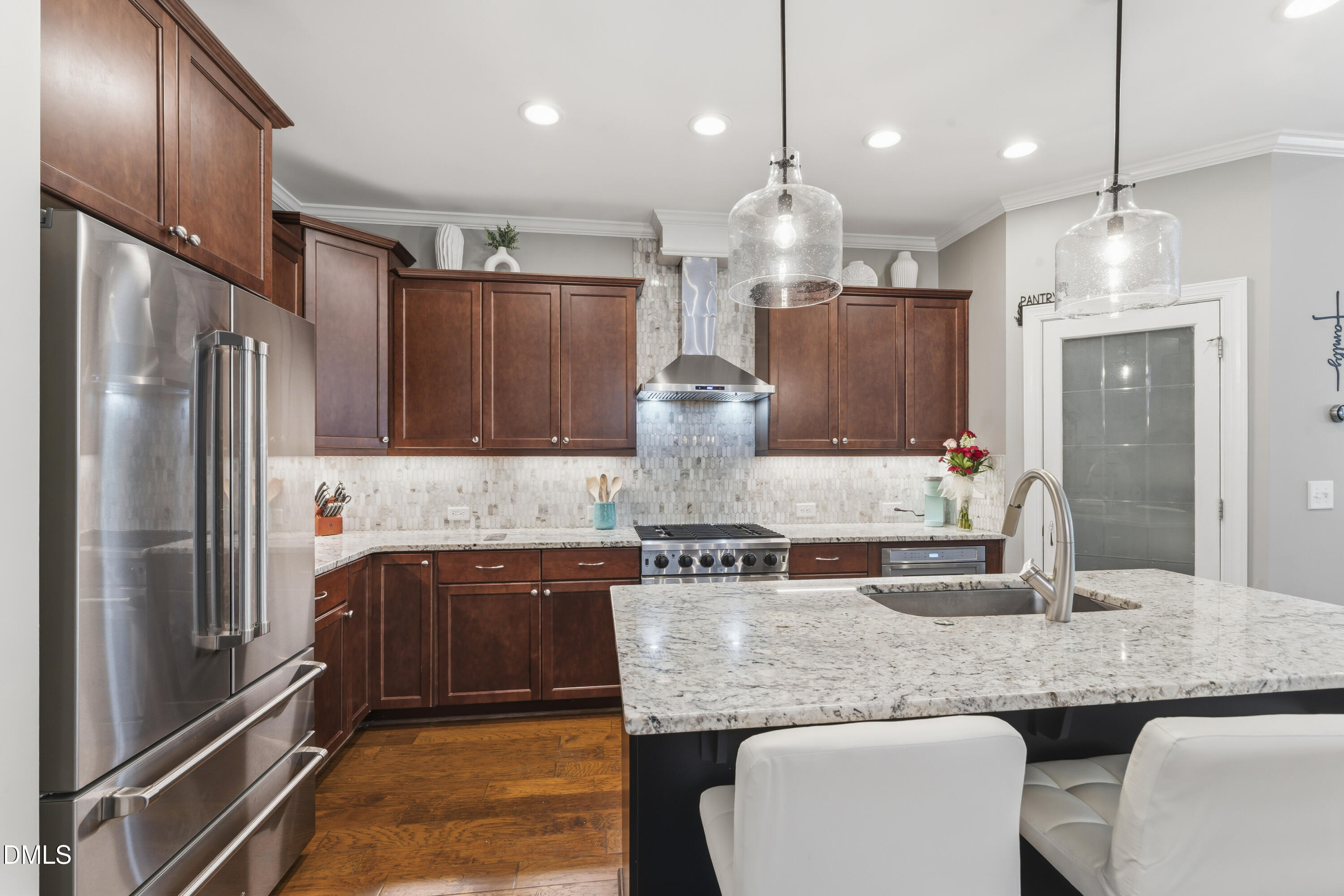 712 Goldenview Acres Court