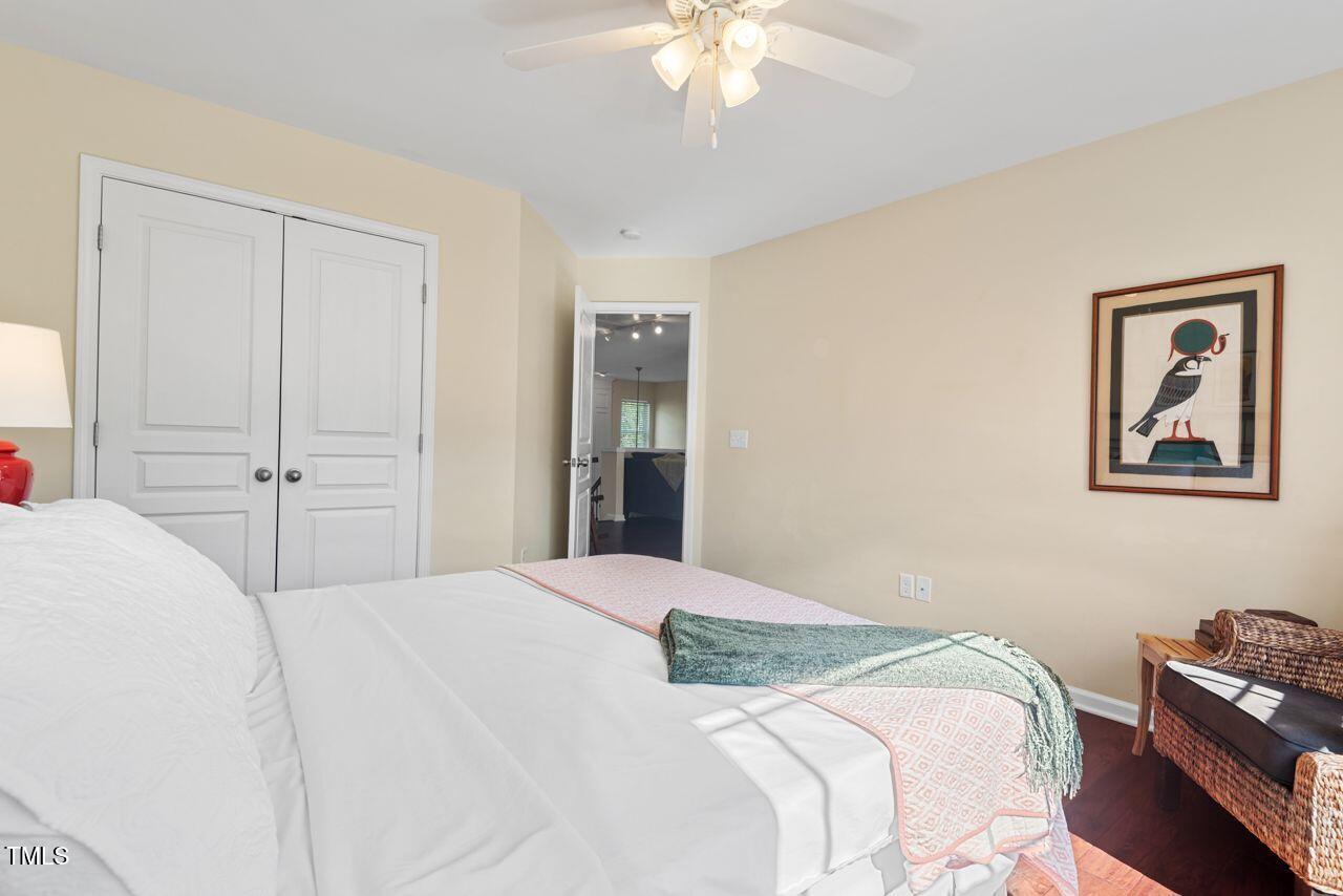 Hillsborough, North Carolina 27278, United States, 4 Bedrooms Bedrooms, ,3 BathroomsBathrooms,Residential,Pending,141377