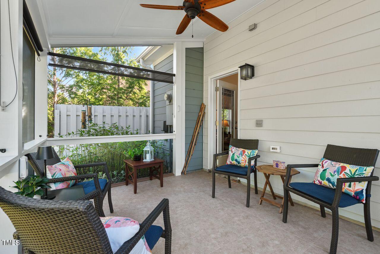 Hillsborough, North Carolina 27278, United States, 4 Bedrooms Bedrooms, ,3 BathroomsBathrooms,Residential,Pending,141377