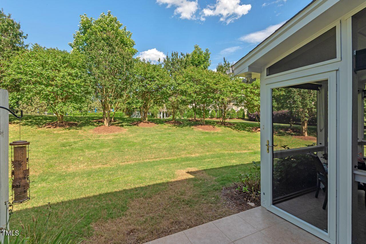 Hillsborough, North Carolina 27278, United States, 4 Bedrooms Bedrooms, ,3 BathroomsBathrooms,Residential,Pending,141377