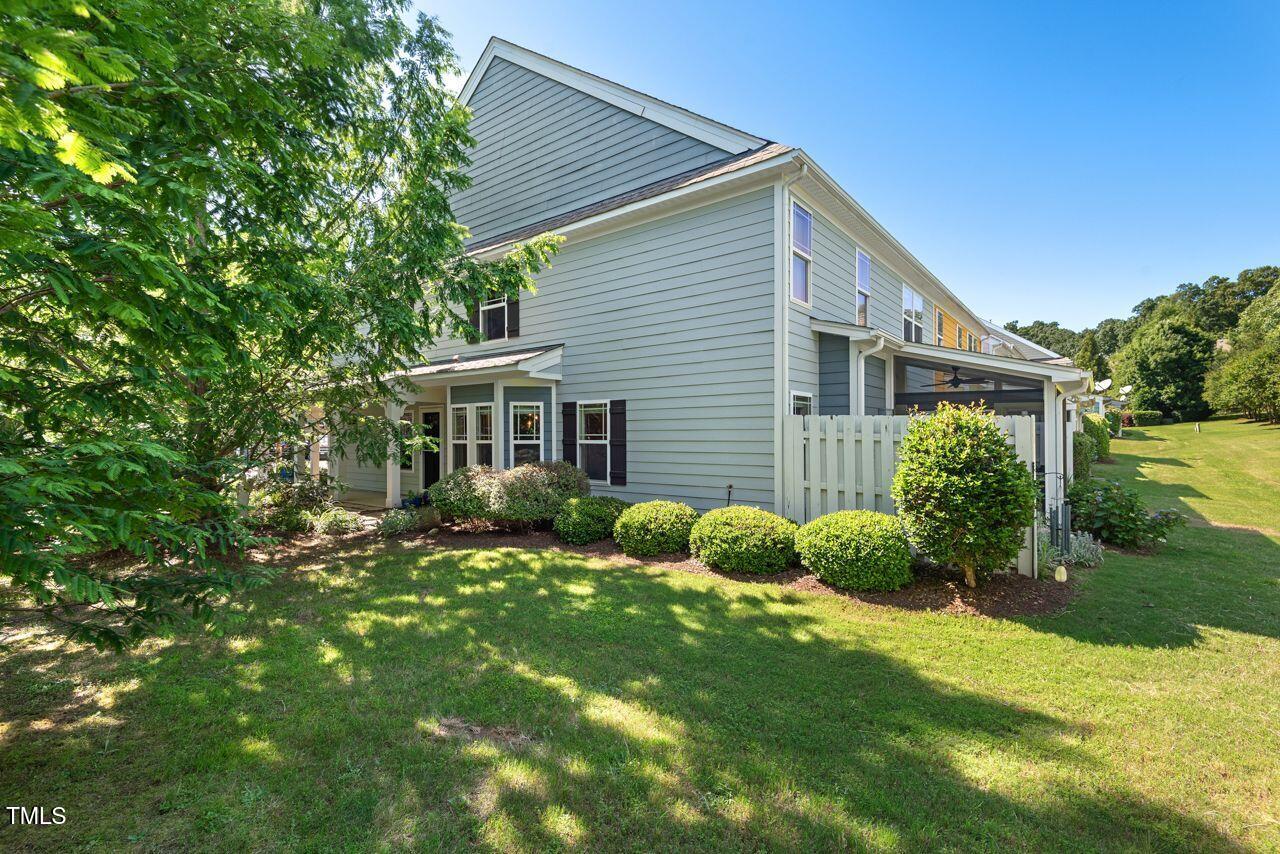 Hillsborough, North Carolina 27278, United States, 4 Bedrooms Bedrooms, ,3 BathroomsBathrooms,Residential,Pending,141377