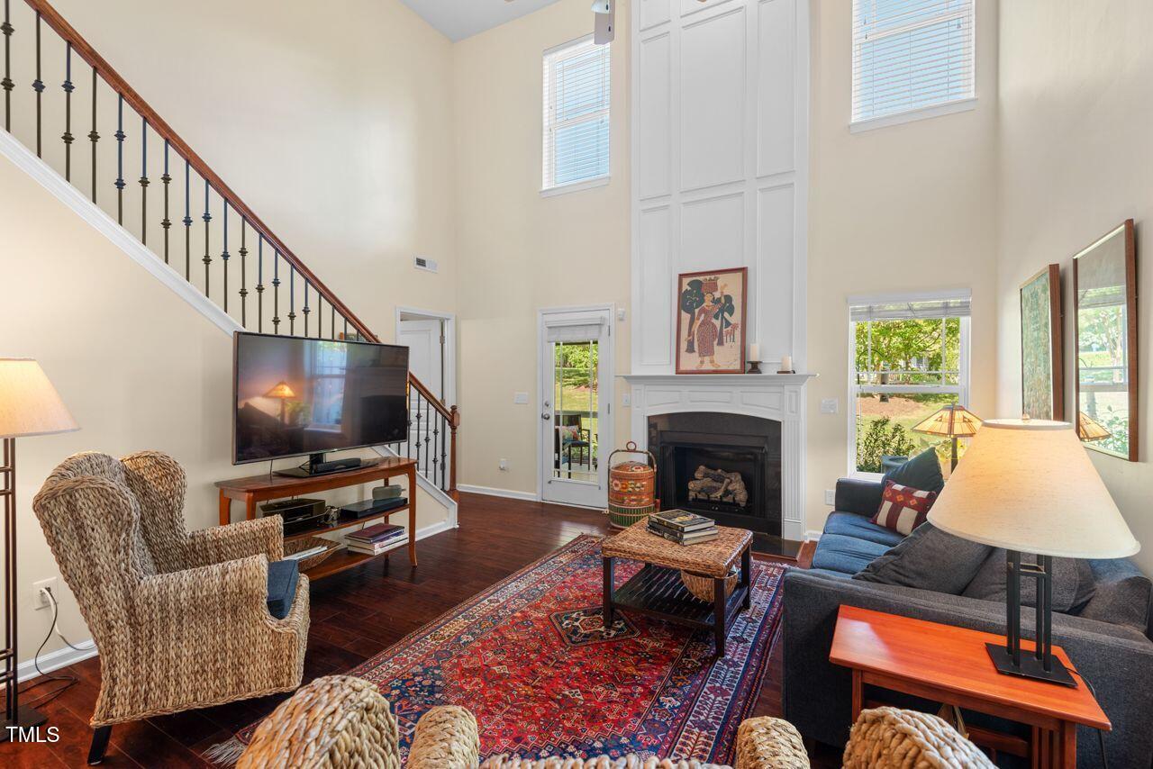 Hillsborough, North Carolina 27278, United States, 4 Bedrooms Bedrooms, ,3 BathroomsBathrooms,Residential,Pending,141377