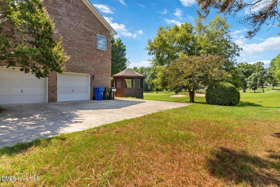 4808 Wimbledon Court N