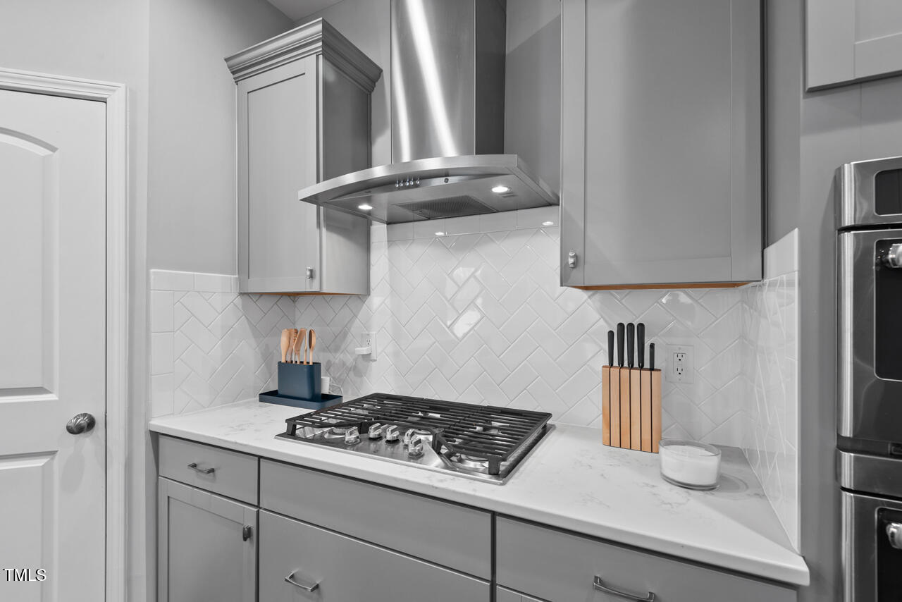 Durham, North Carolina 27703, United States, 4 Bedrooms Bedrooms, ,3 BathroomsBathrooms,Residential,Pending,88262