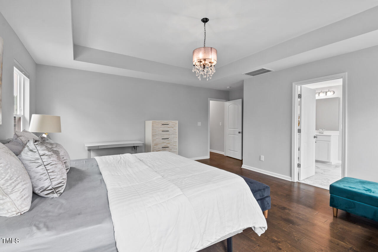 Durham, North Carolina 27703, United States, 4 Bedrooms Bedrooms, ,3 BathroomsBathrooms,Residential,Pending,88262