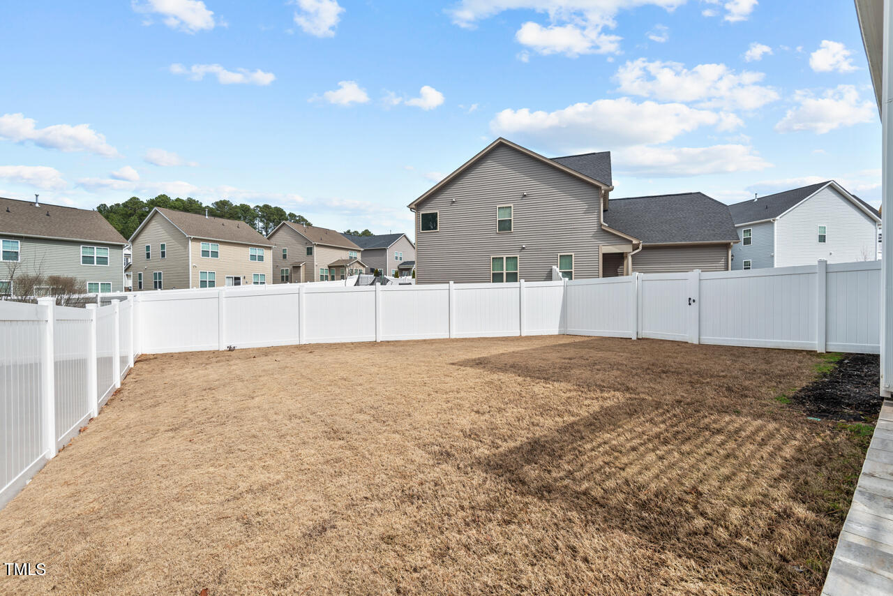 Durham, North Carolina 27703, United States, 4 Bedrooms Bedrooms, ,3 BathroomsBathrooms,Residential,Pending,88262