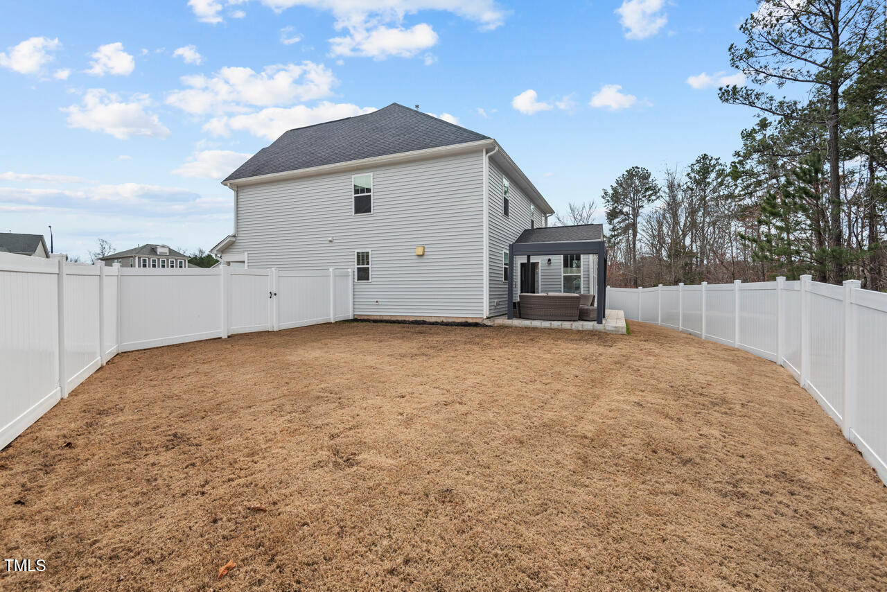 Durham, North Carolina 27703, United States, 4 Bedrooms Bedrooms, ,3 BathroomsBathrooms,Residential,Pending,88262