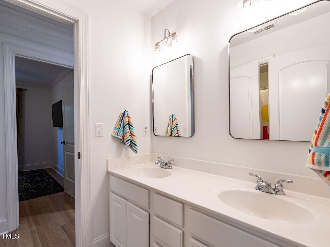 Raleigh, North Carolina 27613, United States, 4 Bedrooms Bedrooms, ,4 BathroomsBathrooms,Residential,Active,207560