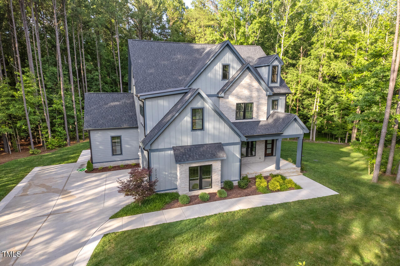 2124 Country Air Lane