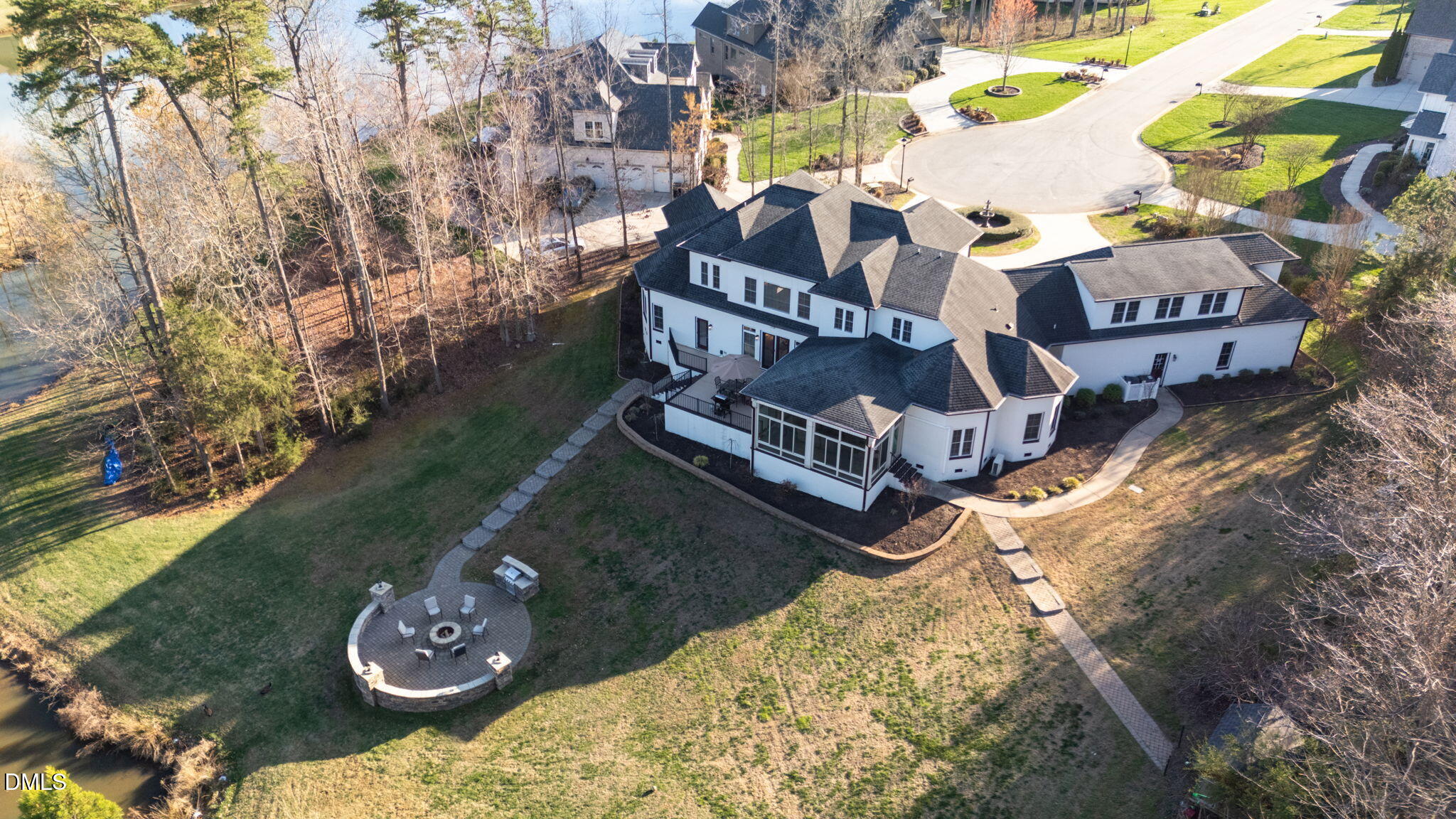 1326 Lochshire Drive