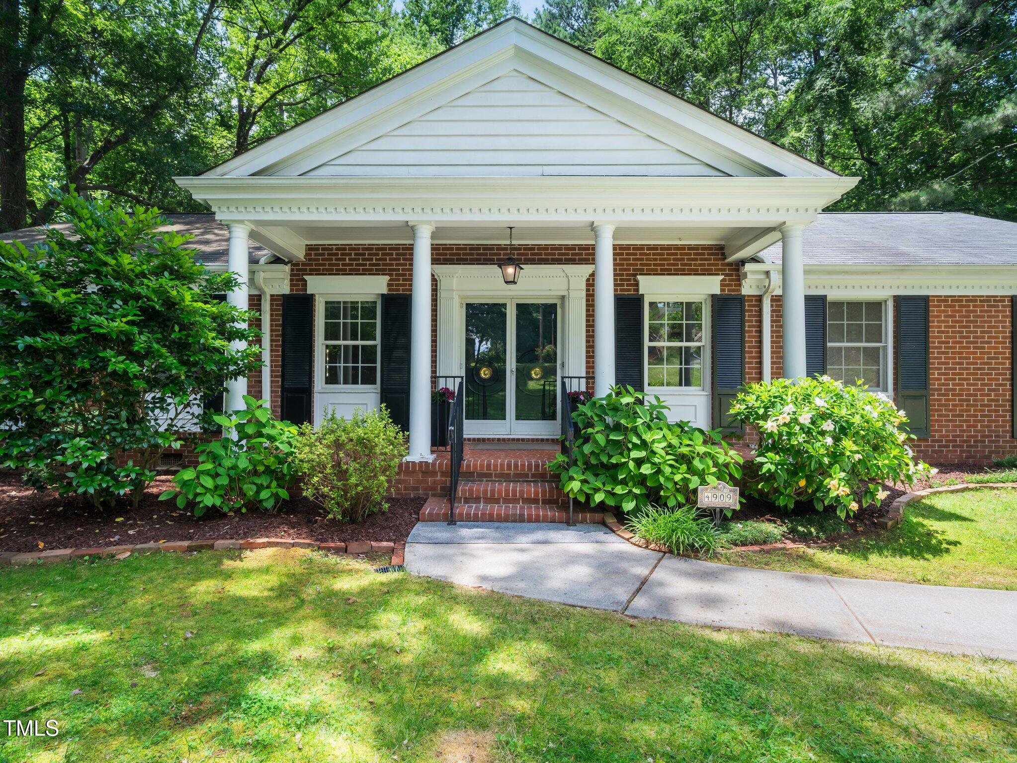 4909 Brookhaven Drive