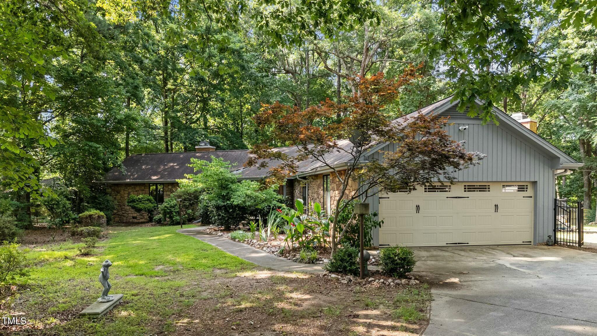 8805 Leesville Road