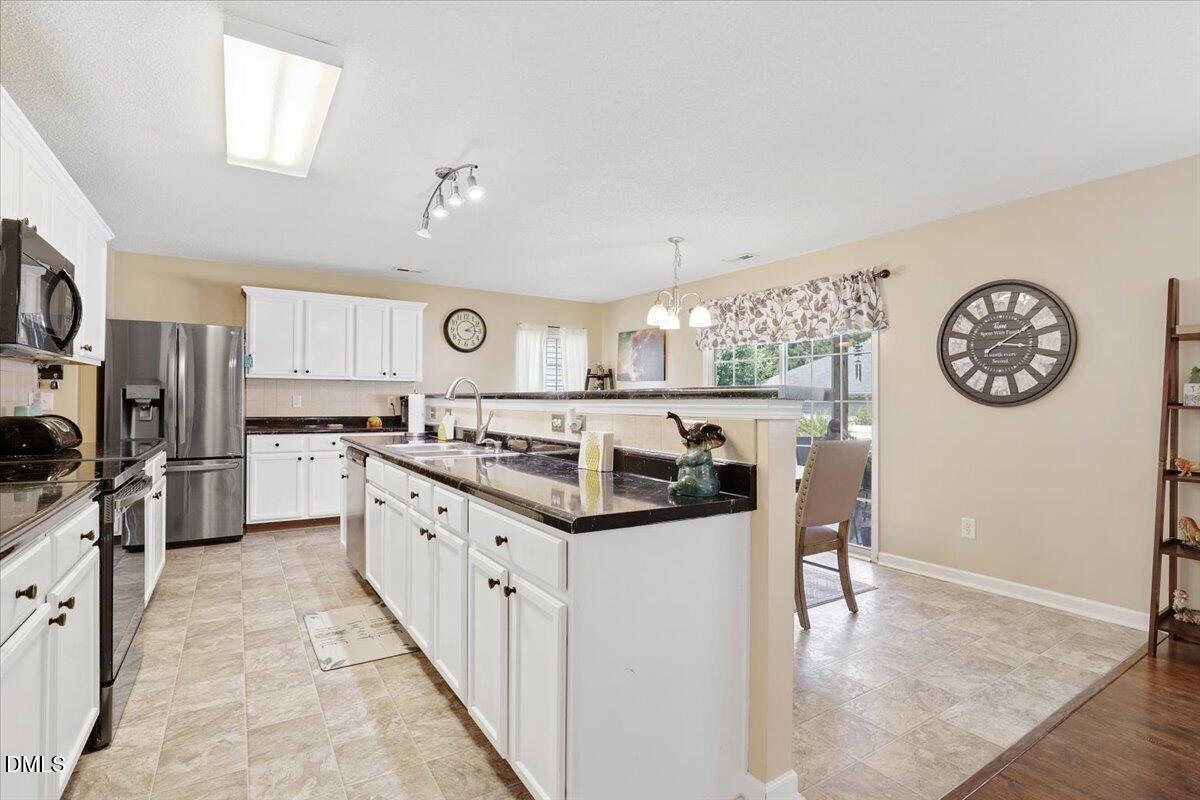 200 Georgetowne Drive