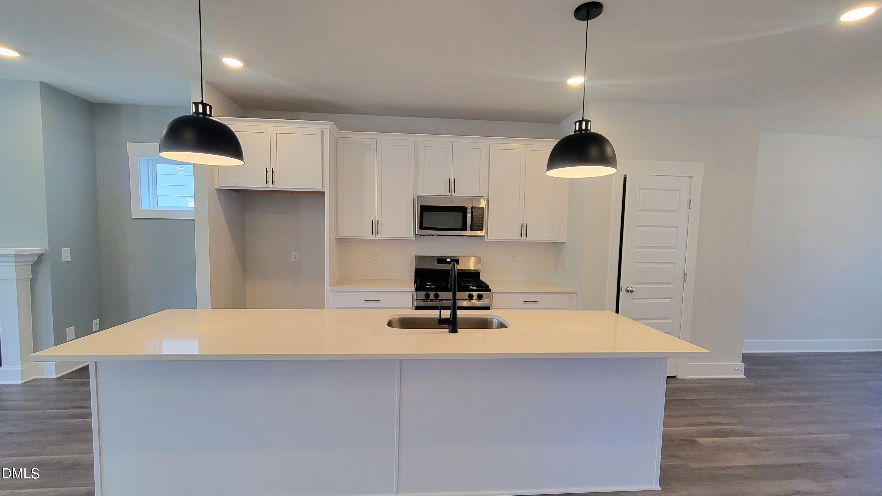 581 Folk Song Way 2850