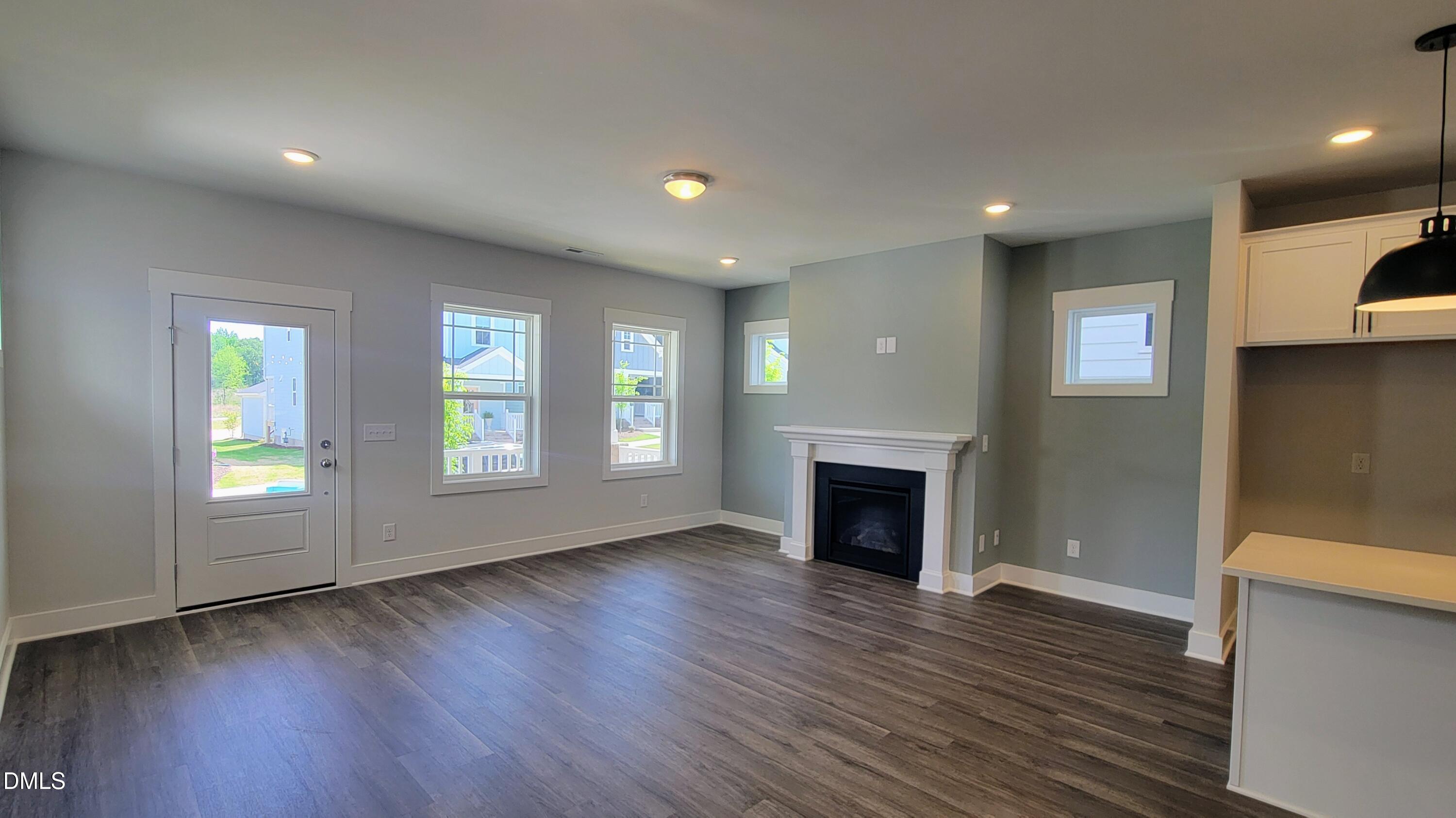 581 Folk Song Way 2850